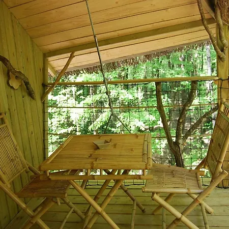 Hotel Parc De La Belle à Magne  Extérieur photo