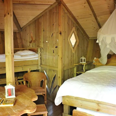 Hotel Parc De La Belle à Magne  Extérieur photo