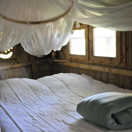 Hotel Parc De La Belle à Magne  Chambre photo