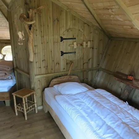 Hotel Parc De La Belle à Magne  Chambre photo