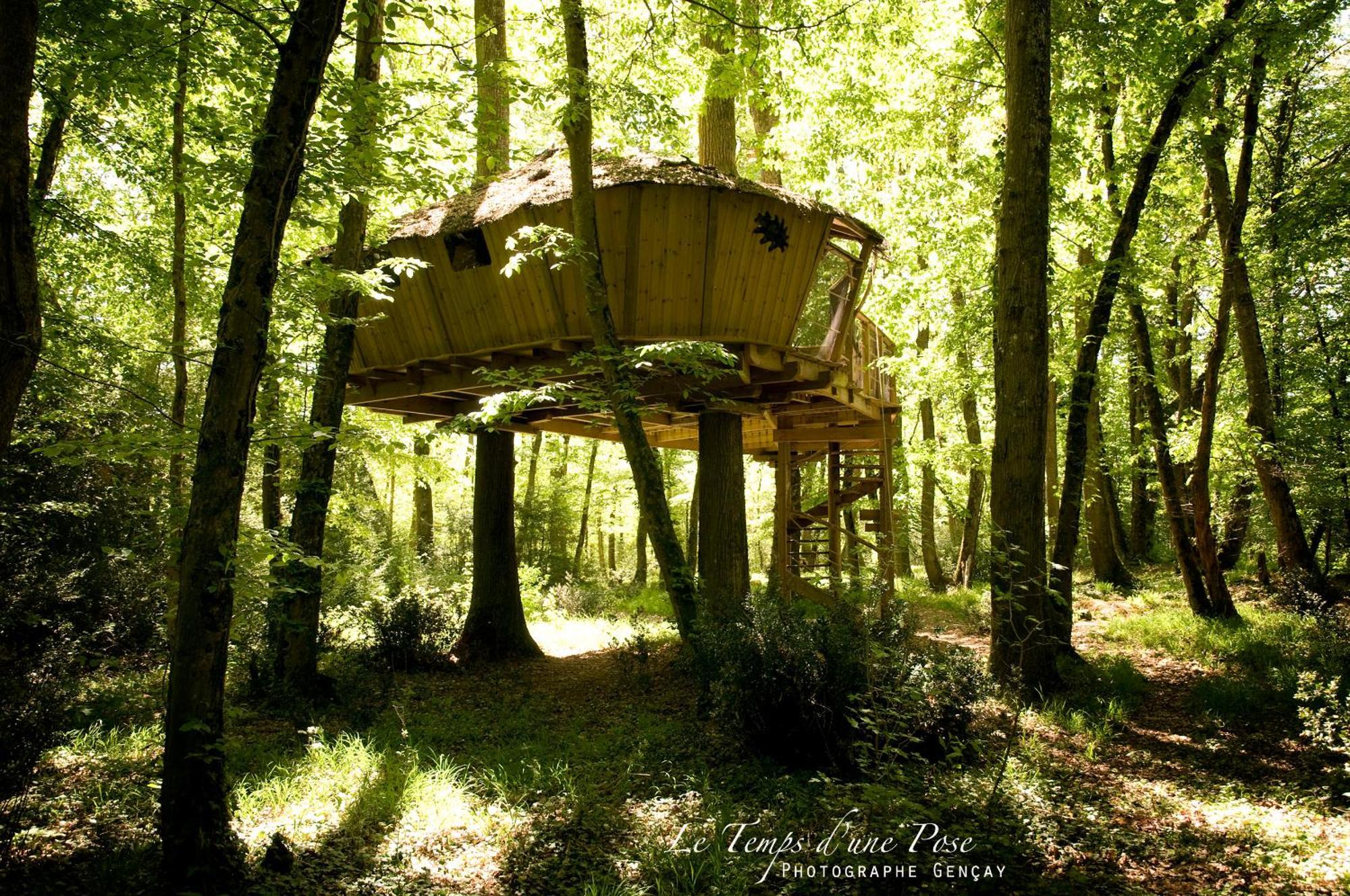 Parc De La Belle Camping Magne (Vienne)